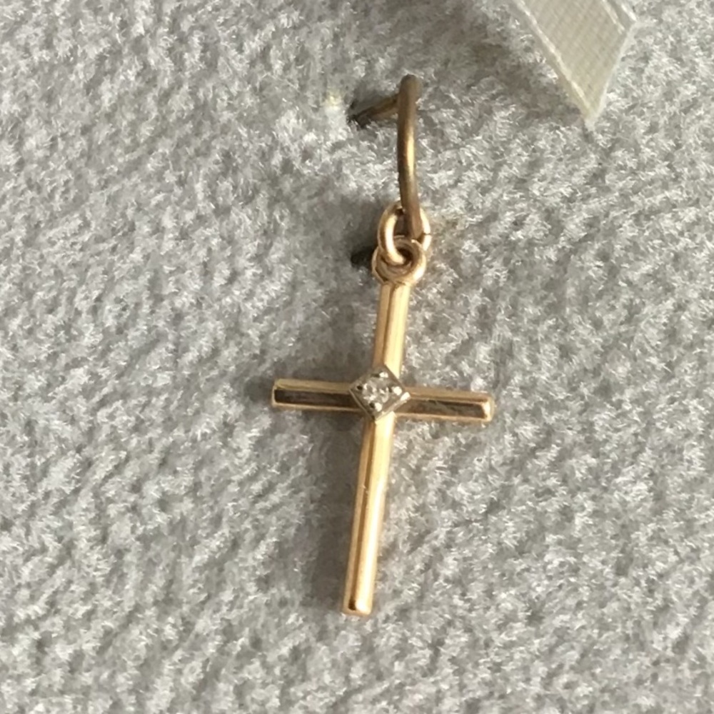 14k Gold Child’s Cross Pendant